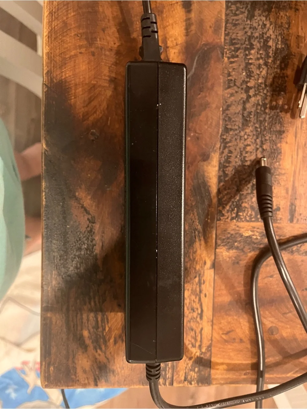 Genuine Li-ON Battery Charger